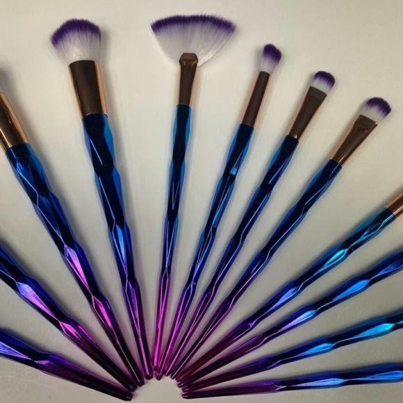 12 pc Rainbow Mermaid Diamond Point Make Up Brush Set - Picture 7 of 10